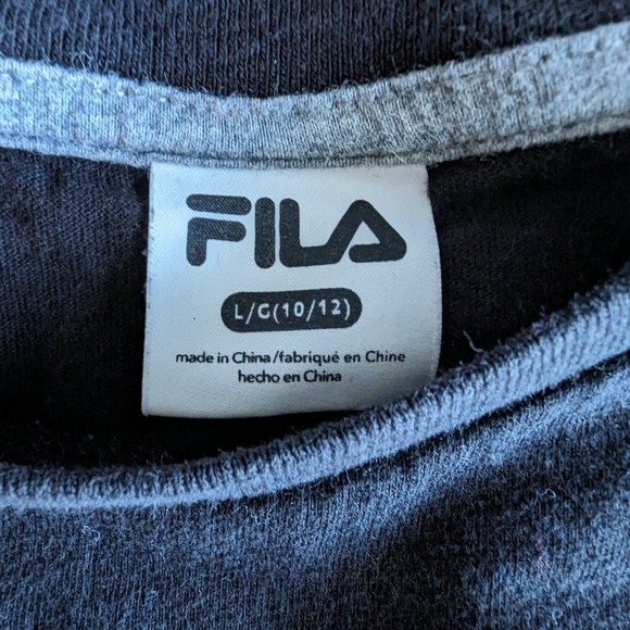 Fila youth lot 2-Sz 10/12 tees, black & blue & Gray 14/16 hoody - Picture 9 of 11